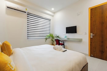 lime tree hotel genpact vatika chowk