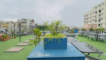 the ambassador hotel dhaka
