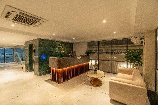 hotel court 11 by dimora