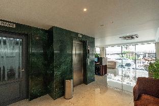 hotel court 11 by dimora