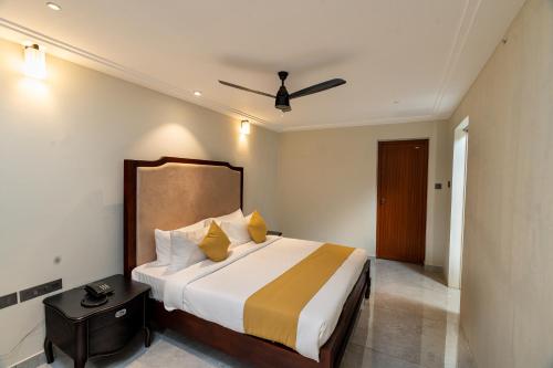 hotel court 11 by dimora