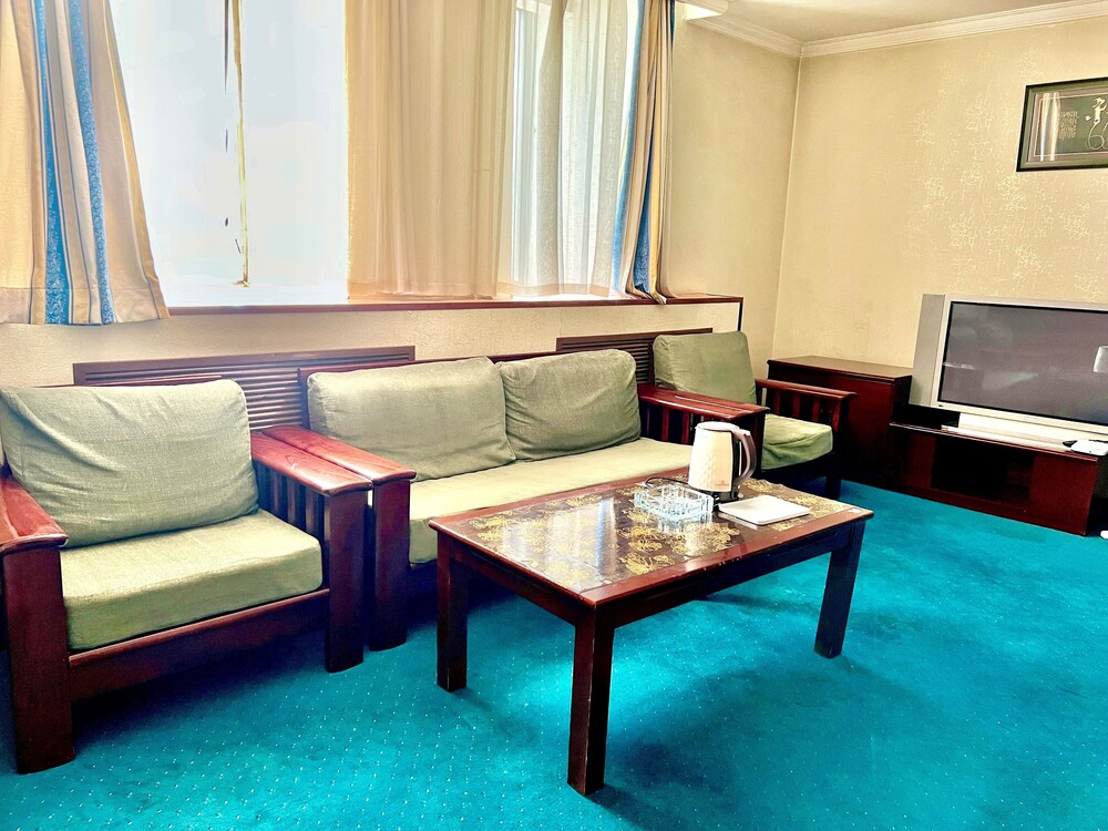 kharaa hotel and restaurant