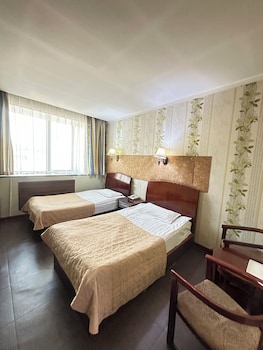 kharaa hotel and restaurant