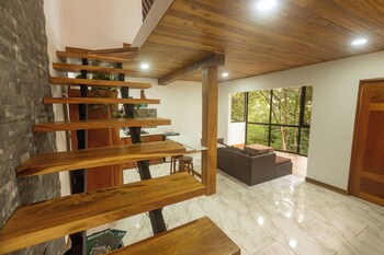 casas clusia monteverde
