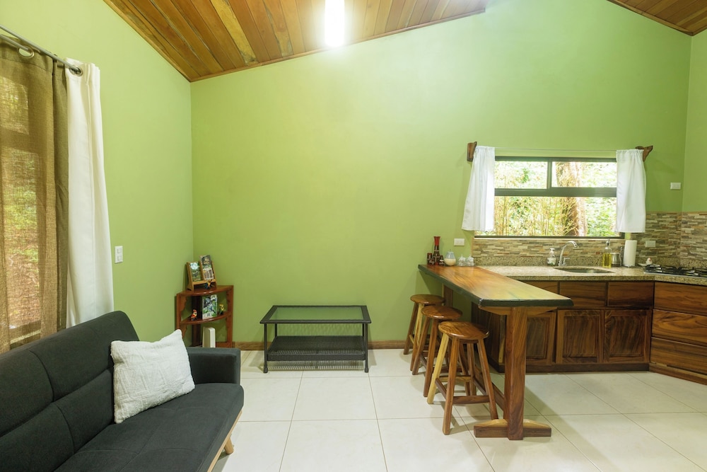 casas clusia monteverde