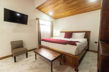 casas clusia monteverde