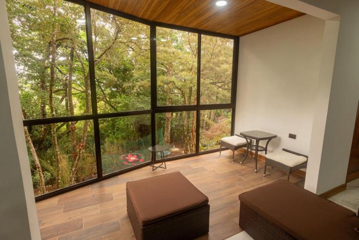 casas clusia monteverde