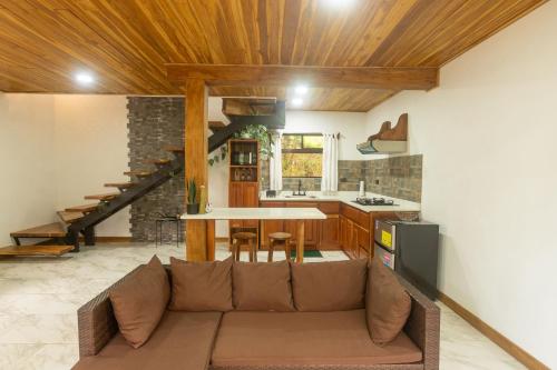 casas clusia monteverde