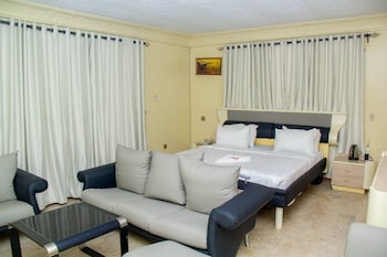 flora suites
