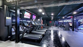 xliving host and rooms