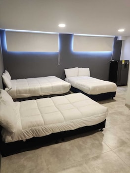 xliving host and rooms