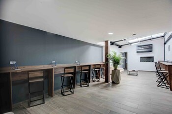 xliving host and rooms