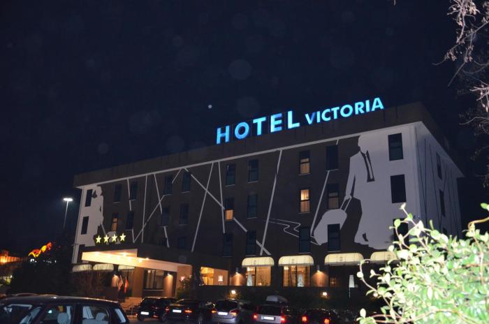 hotel victoria