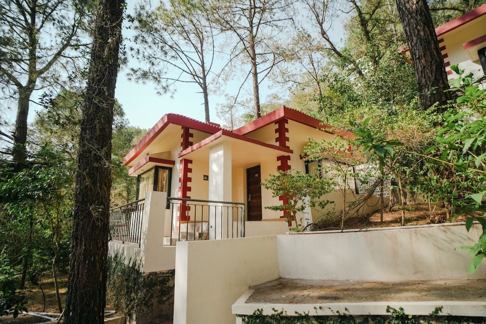 tapovan resorts
