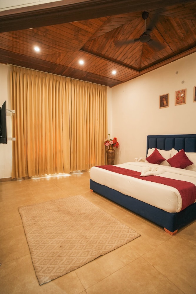 tapovan resorts