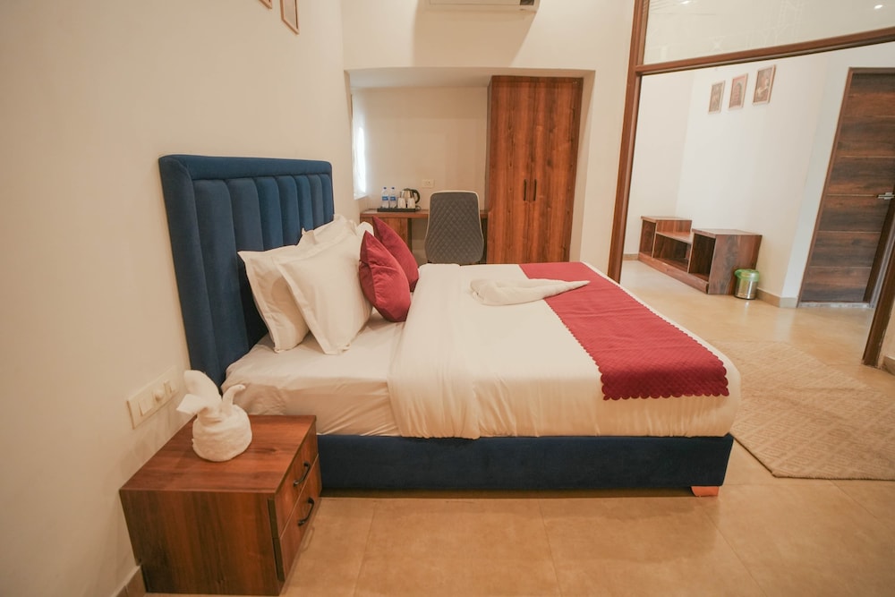 tapovan resorts