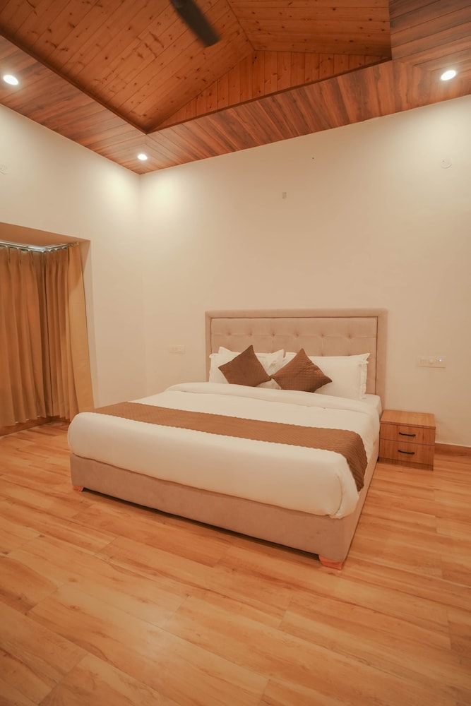 tapovan resorts