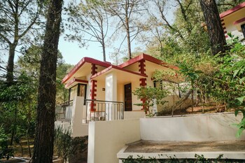 tapovan resorts
