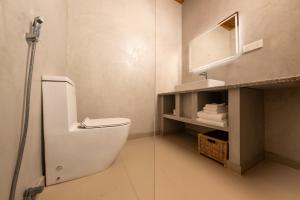 uppuveli beach by dsk