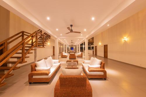 uppuveli beach by dsk