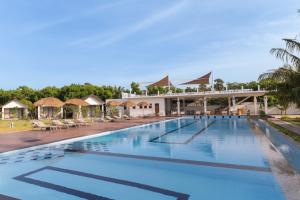 uppuveli beach by dsk