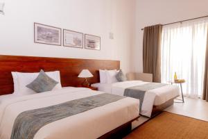 uppuveli beach by dsk