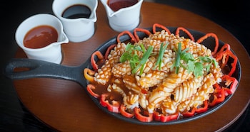 adachukwu hotel and suites