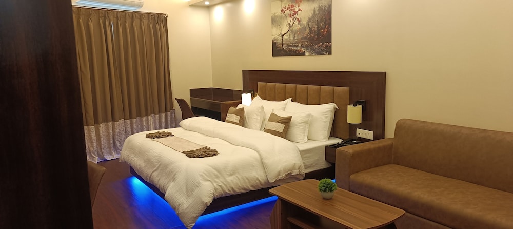 xcelsior hotel and spa