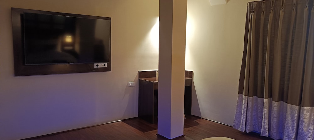 xcelsior hotel and spa