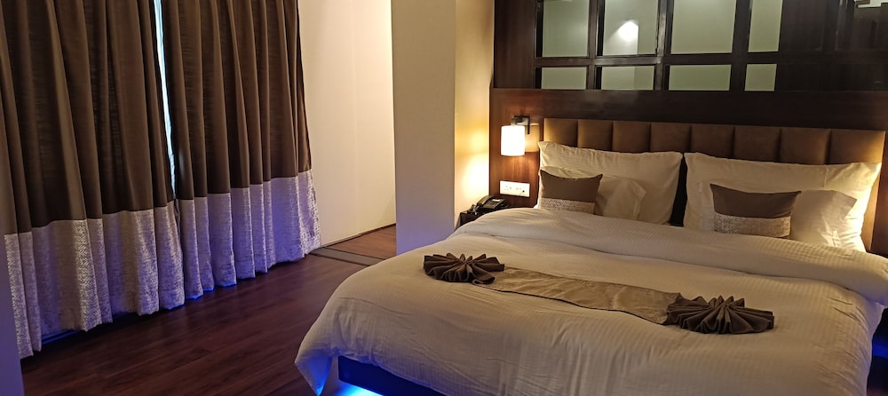xcelsior hotel and spa