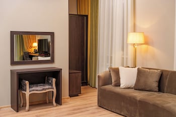 vallex garden hotel alaverdi