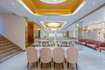 aadat hotel near artemis hospital gurgaon