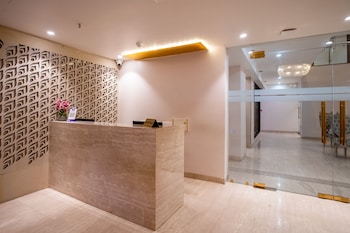 aadat hotel near artemis hospital gurgaon