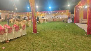 shiv kashi lawn and guest house