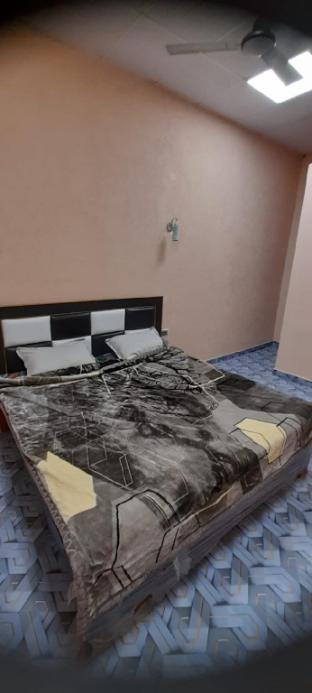 shiv kashi lawn and guest house