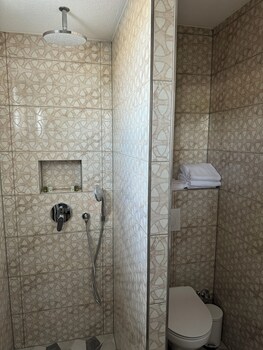 dido diamond hotel