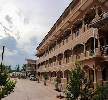 capital o 75521 sang siri apartment