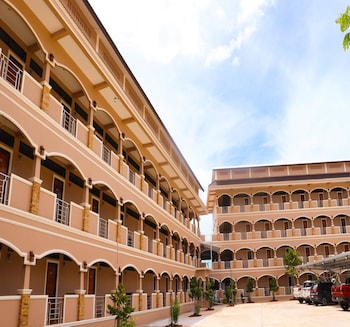 capital o 75521 sang siri apartment