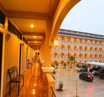 capital o 75521 sang siri apartment