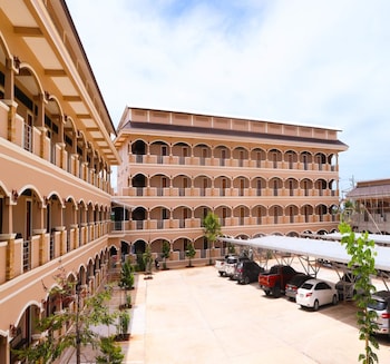 capital o 75521 sang siri apartment