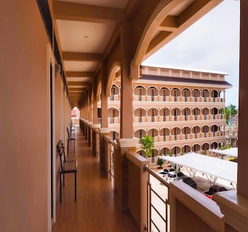 Capital O 75521 Sang Siri Apartment,,2 star