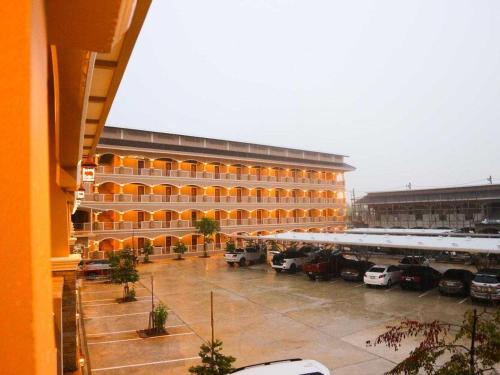 capital o 75521 sang siri apartment