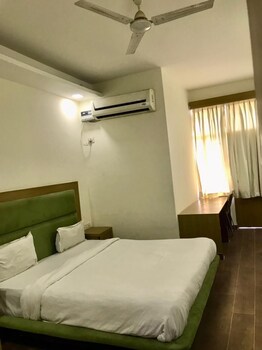 hotel elite by sky planner