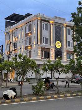 hotel rudhav palace