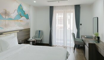 luxury phoenix hotel 2