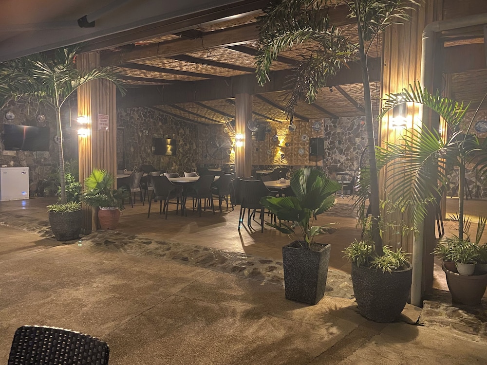 vincent resort hotel