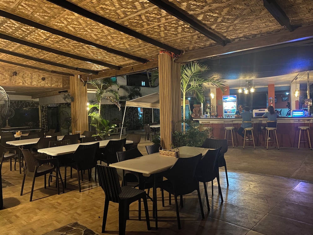 vincent resort hotel