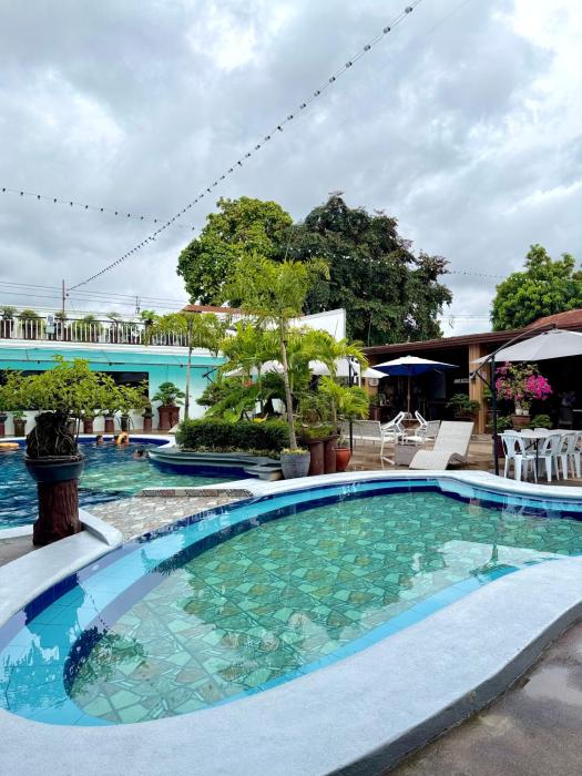 vincent resort hotel