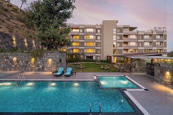 stone wood hotel kumbhalgarh