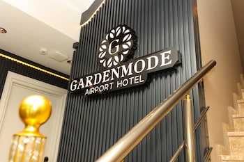 garden mode airport hotel